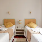 Bilbaobonito 5Min Guggenheim I 2Bdrm I Ext I Quiet & Central I Pking Apartman