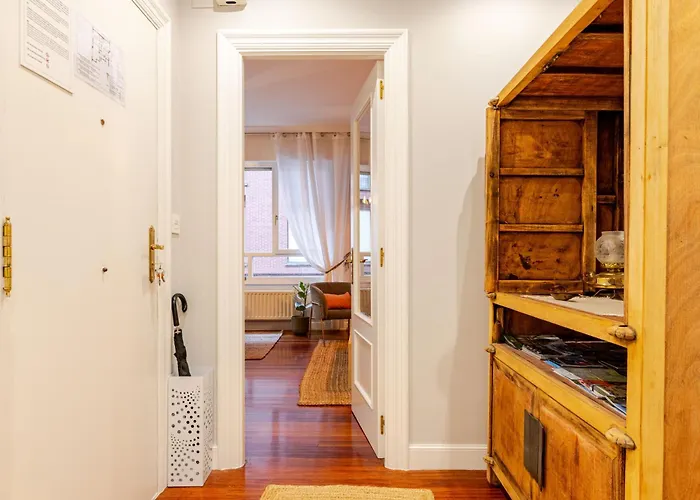 Bilbaobonito 5min Guggenheim 2bth ,ext,quiet & Central, Parking Бильбао