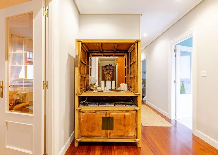 Bilbaobonito 5min Guggenheim 2bth ,ext,quiet & Central, Parking Апартаменты *