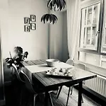 Apartamento Bilbaobonito 5Min Guggenheim I 2Bdrm I Ext I Quiet & Central I Pking